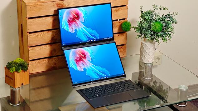 Anmeldelse af ASUS Zenbook DUO (2024) ...